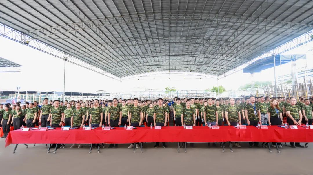 億合門(mén)窗熱烈慶祝中國(guó)人民解放軍建軍96周年主題活動(dòng)