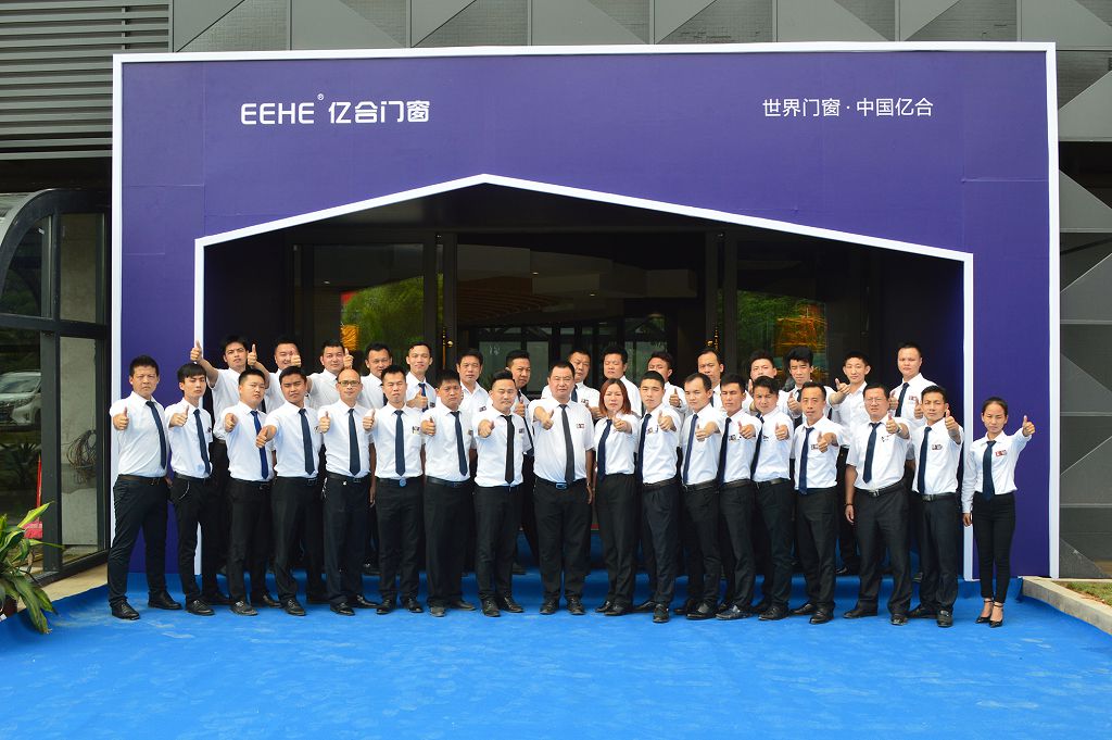 斷橋鋁門(mén)窗廠(chǎng)家實(shí)體店冷清 因?yàn)槟銘B(tài)度問(wèn)題 斷橋鋁門(mén)窗廠(chǎng)家實(shí)體店冷清 因?yàn)槟銘B(tài)度問(wèn)題